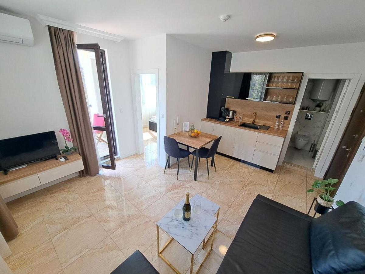 Onyx 2 Private Apartments Sveti Vlas Buitenkant foto