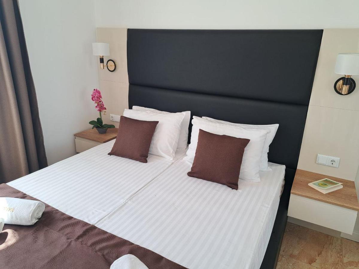 Onyx 2 Private Apartments Sveti Vlas Buitenkant foto